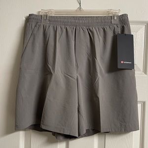 Lululemon Pace Breaker 7” NWT Carbon Dust Large